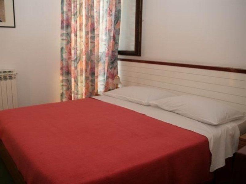 Hotel Jadran Šibenik Exteriör bild